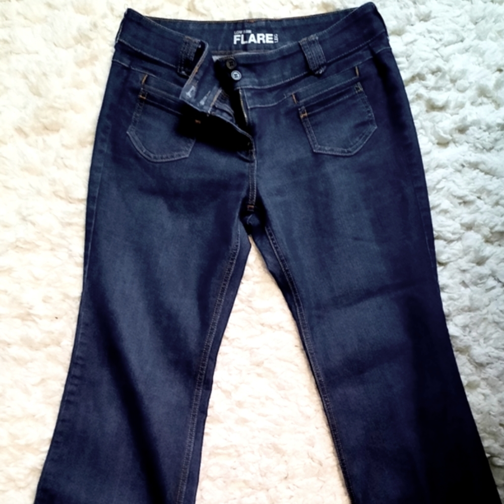 NEW YORK & CO